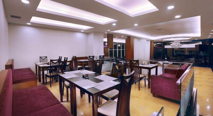 Quest Hotel Darmo - Surabaya By Aston Eksteriør billede