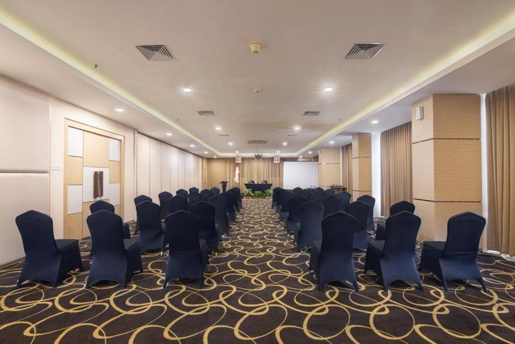 Quest Hotel Darmo - Surabaya By Aston Eksteriør billede