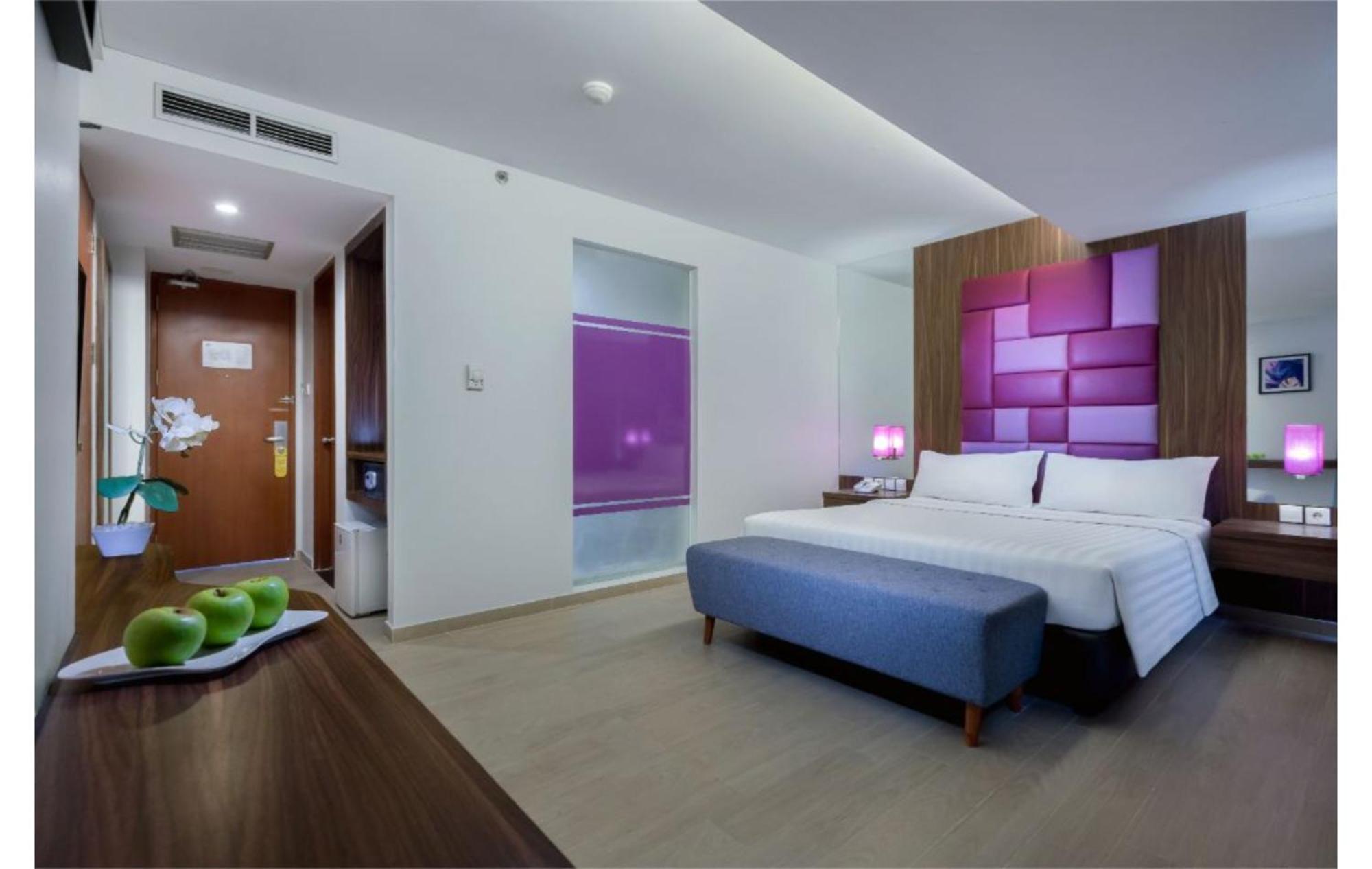Quest Hotel Darmo - Surabaya By Aston Eksteriør billede