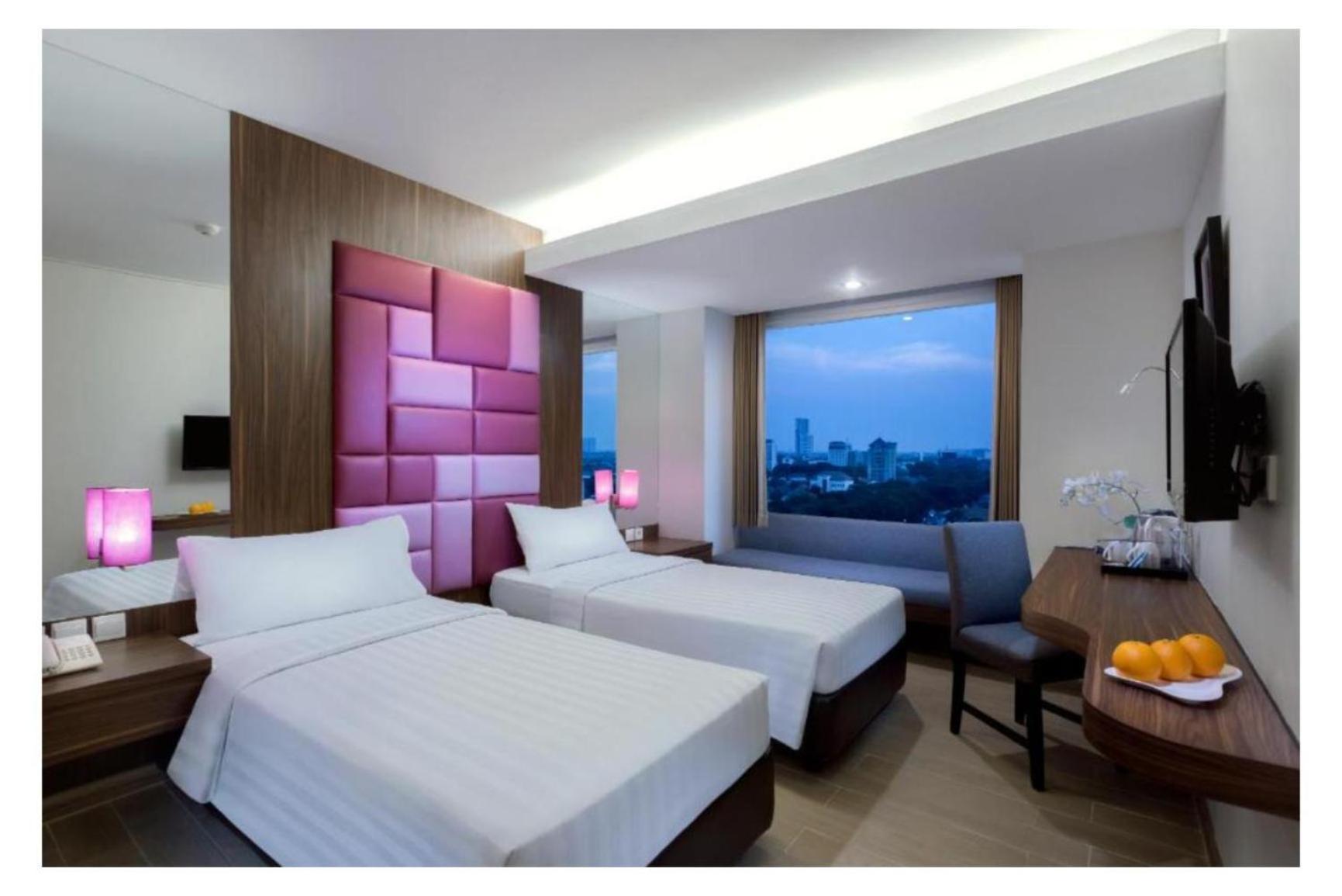 Quest Hotel Darmo - Surabaya By Aston Eksteriør billede